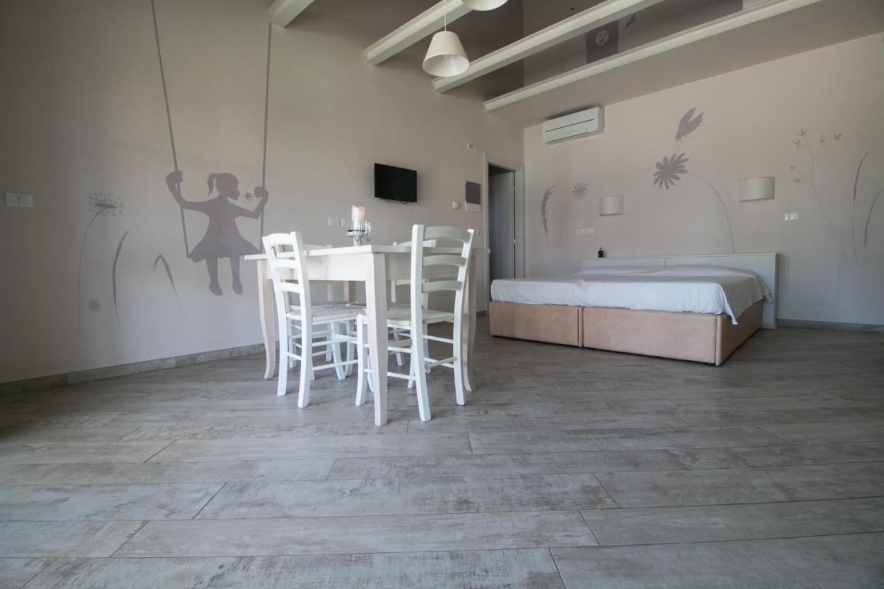 Fattoria Palazzeta - Pet & Family Friendly Lejlighedshotel Cecina  Eksteriør billede